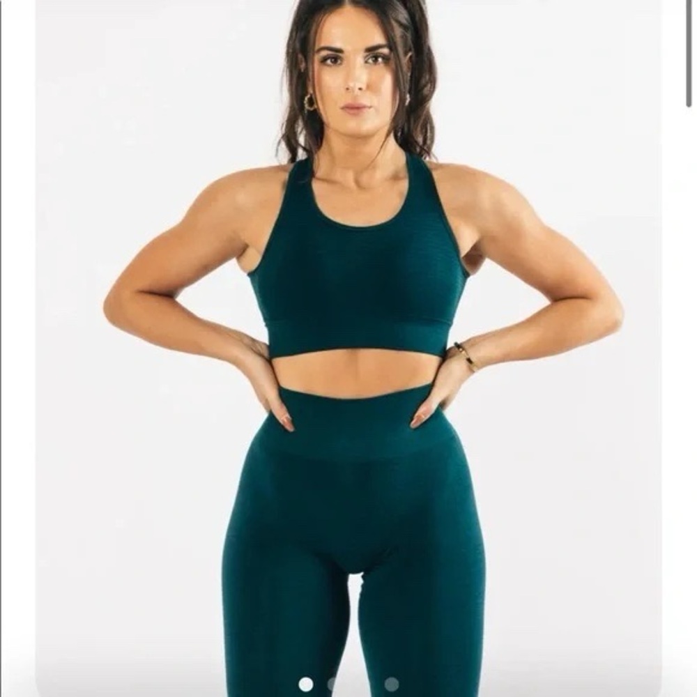 Alphalete Vault Sports bra in Teal, NWOT